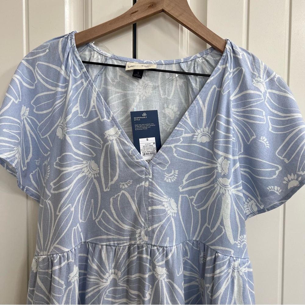 Universal Thread Womens Flutter Short Sleeve Skater Dress in Blue Floral, Size S - Picture 5 of 10